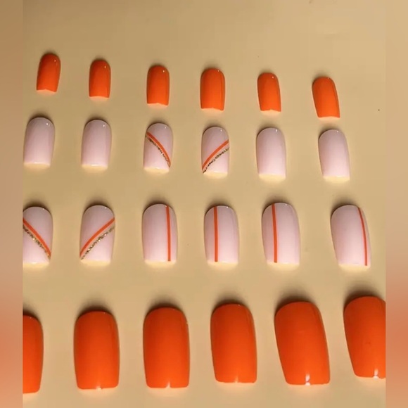 3 for 2.  Beautiful press on nail kit - Picture 7 of 7